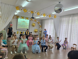 Выпускной бал Выпускной бал.